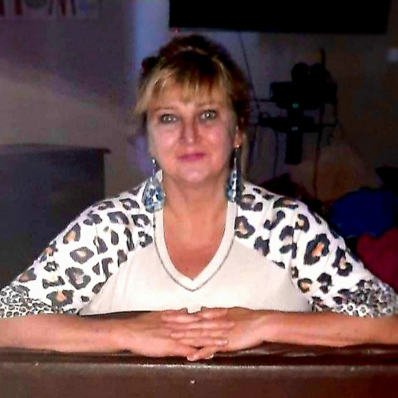 Leapard print arms top - Picture 1 of 2